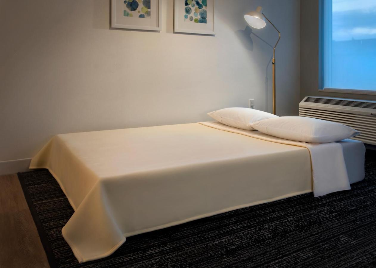 Towneplace Suites Portland Airport Me South Portland Bagian luar foto